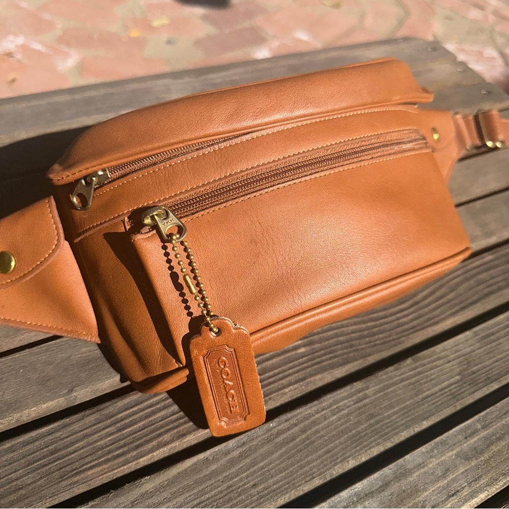 Vintage Coach Unisex Waist Pouch Style #506 in British Tan